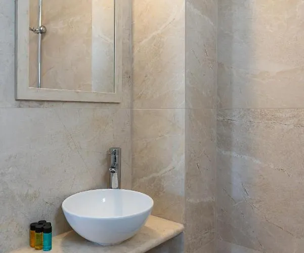 Eleftheria Apartament *