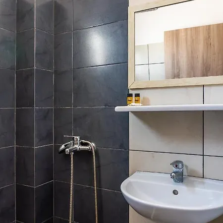 Eleftheria Апартаменты