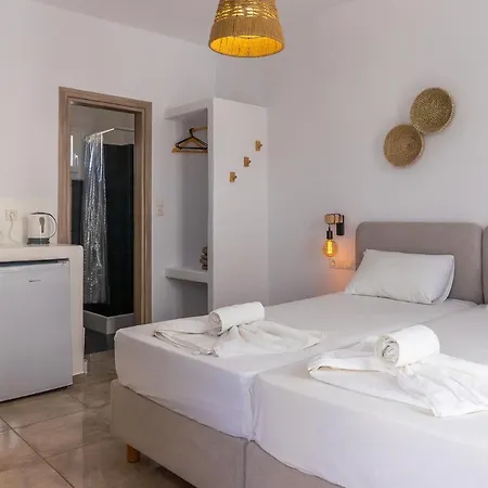 Eleftheria Studios * Antiparos
